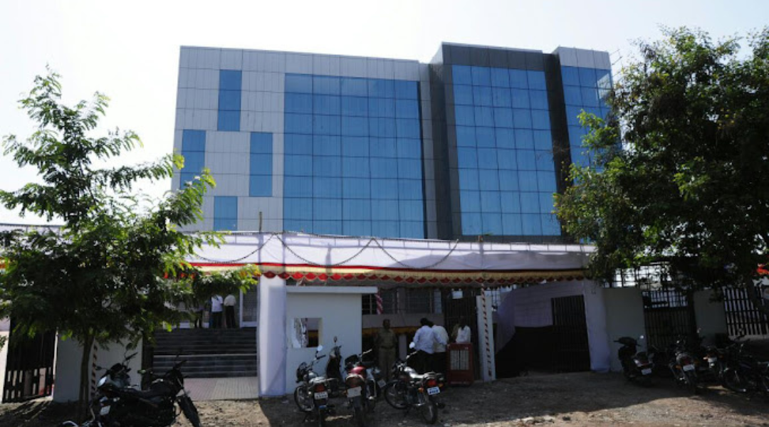 Apex Multispeciality Hospital Akluj | Expert Healthcare Services